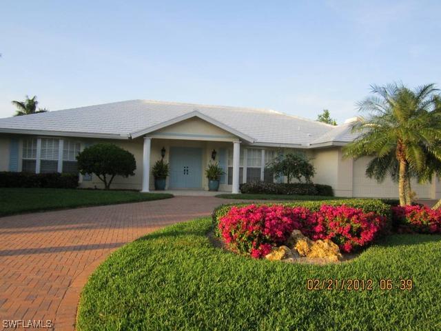 561 Neapolitan Ln., Naples, FL