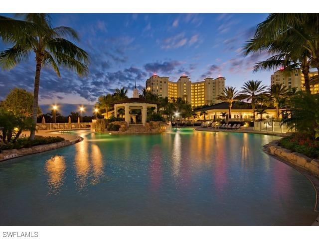 325 Dunes Blvd. #702, Naples, FL 34110