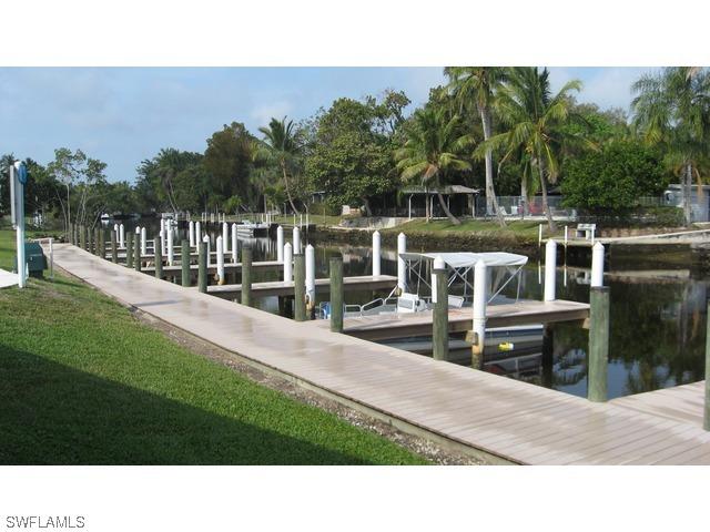 43 Sonderhen Dr., Naples, FL