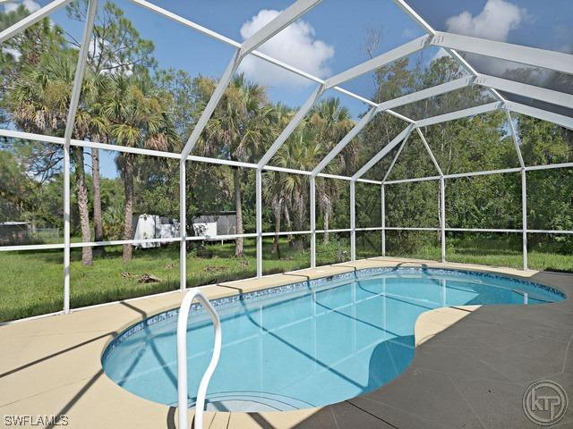 711 7th St., Naples, FL 34120