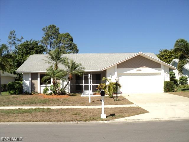 124 Marseille Dr., Naples, FL 34112