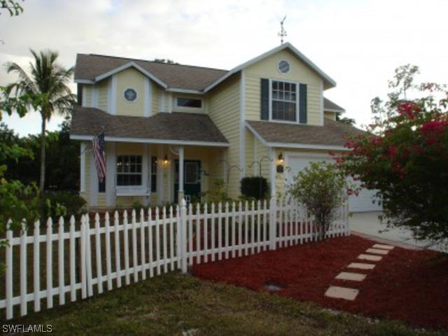 1105 Wisteria Ln., Naples, FL 34105