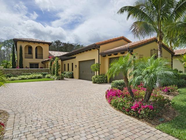 10810 Est Cortile Ct., Naples, FL 34110
