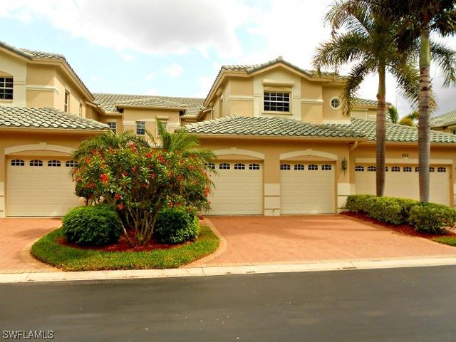642 Vintage Reserve Cir., Naples, FL