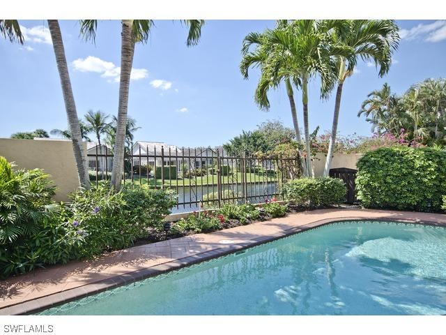 6809 Sand Pointe Cir., Naples, FL 34108