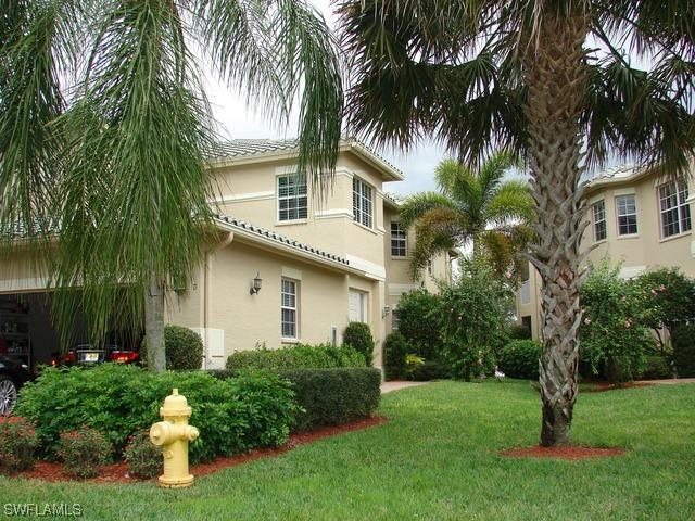 612 Vintage Reserve Ln., Naples, FL