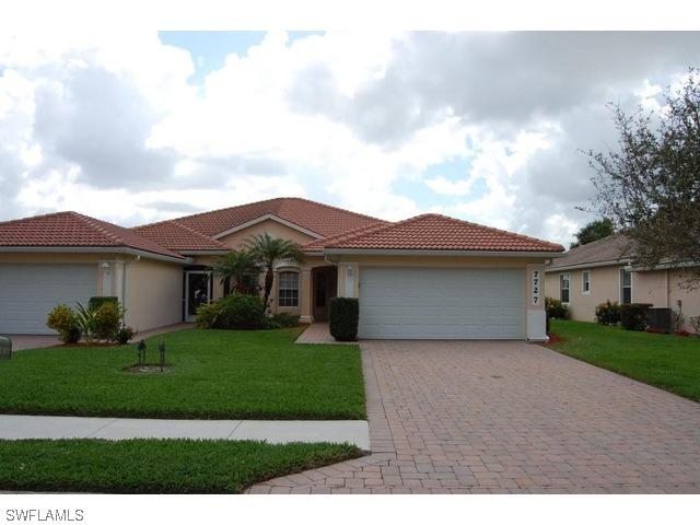 7727 Berkshire Pines Dr., Naples, FL