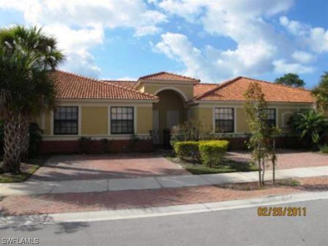 7354 Bristol Cir., Naples, FL 34120