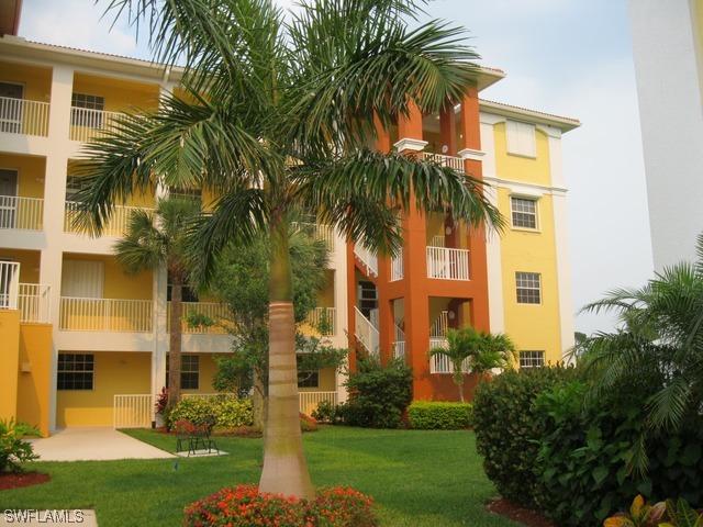 6824 Sterling Greens Pl. #302, Naples, FL 34104