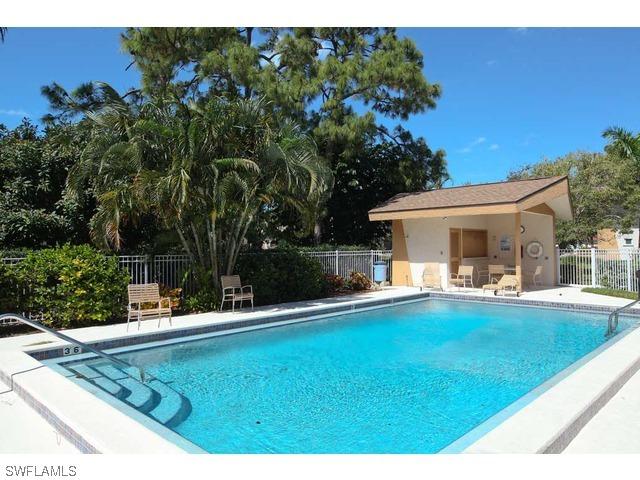 4126 Belair Ln. #B4, Naples, FL 34103