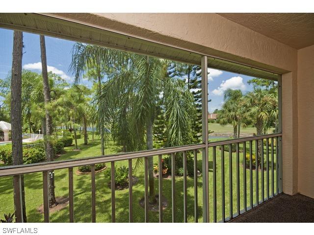 255 Deerwood Cir. #6, Naples, FL 34113