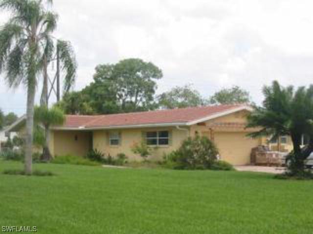 27111 Flossmoor Dr., Bonita Springs, FL 34135