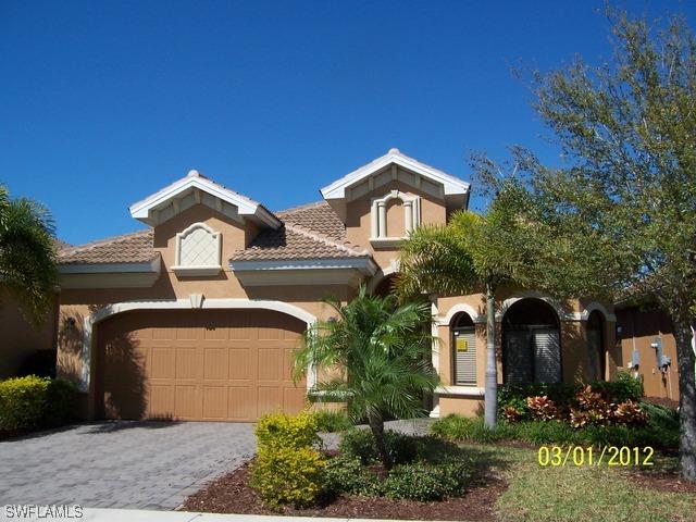 1418 Serrano Cir., Naples, FL 34105