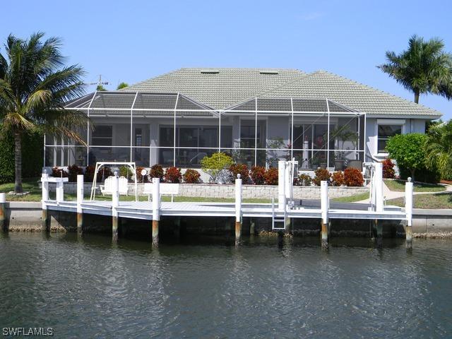 1057 Bonita Ct., Marco Island, FL 34145