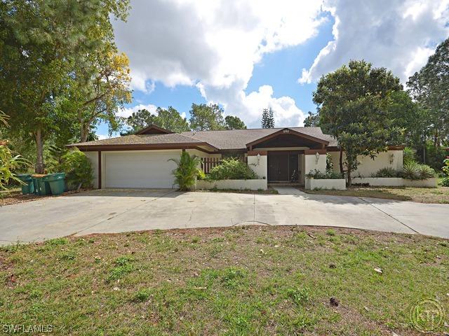 470 Gordonia Rd., Naples, FL 34108