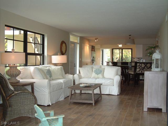 3137 Riviera Dr., Naples, FL