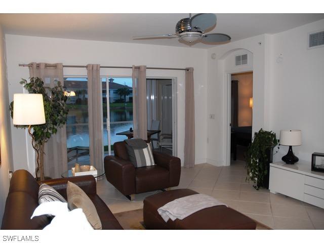 3029 Driftwood Way #3303, Naples, FL 34109