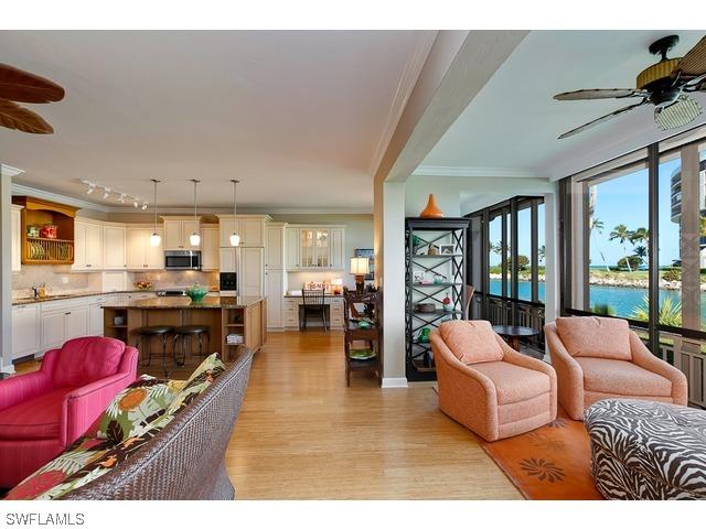2234 Gulf Shore Blvd. #I-1, Naples, FL