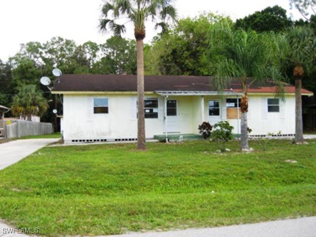 240 Benson St., Naples, FL 34113