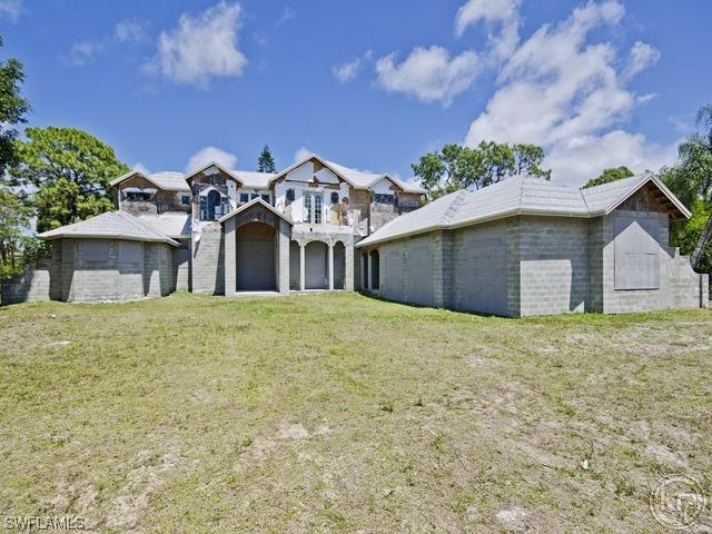 171 Carica Rd., Naples, FL 34108