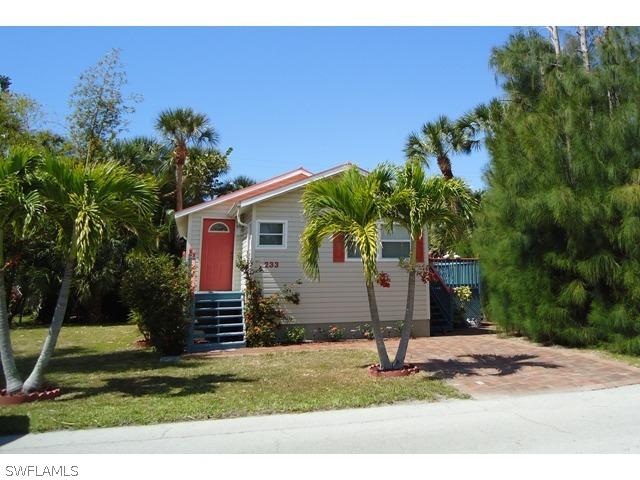 233 Delmar Ave., Fort Myers Beach, FL 33931