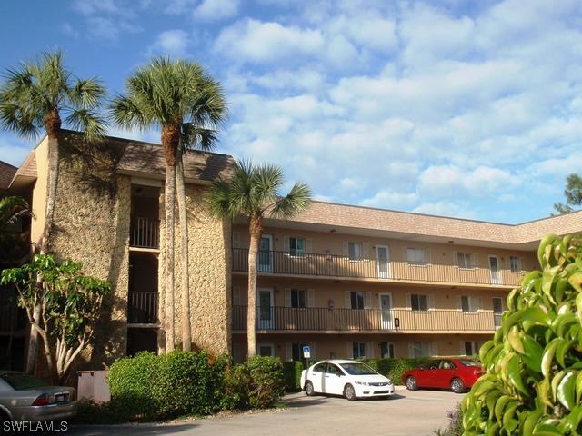 5635 Rattlesnake Hammock Rd. #203D, Naples, FL 34113