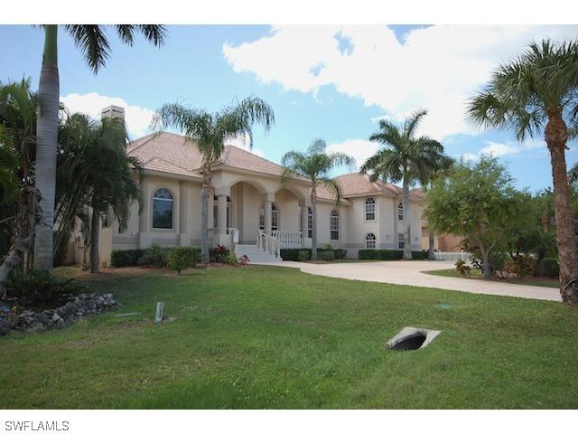 4857 Tarpon Ave., Bonita Springs, FL