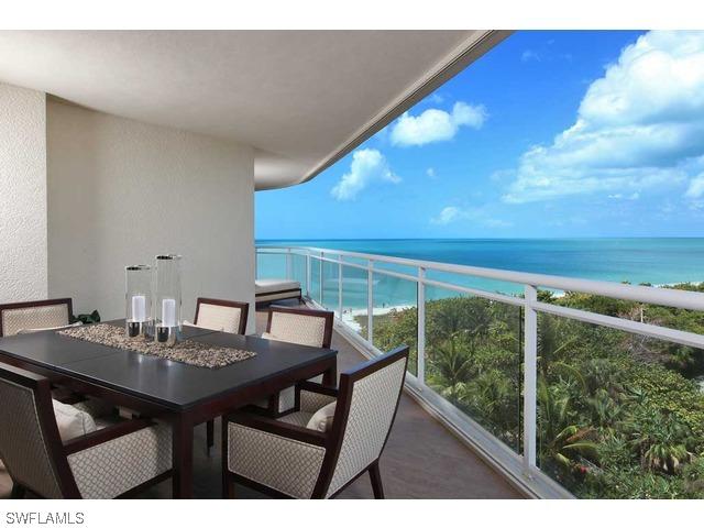 11125 Gulf Shore Dr. #607, Naples, FL 34108