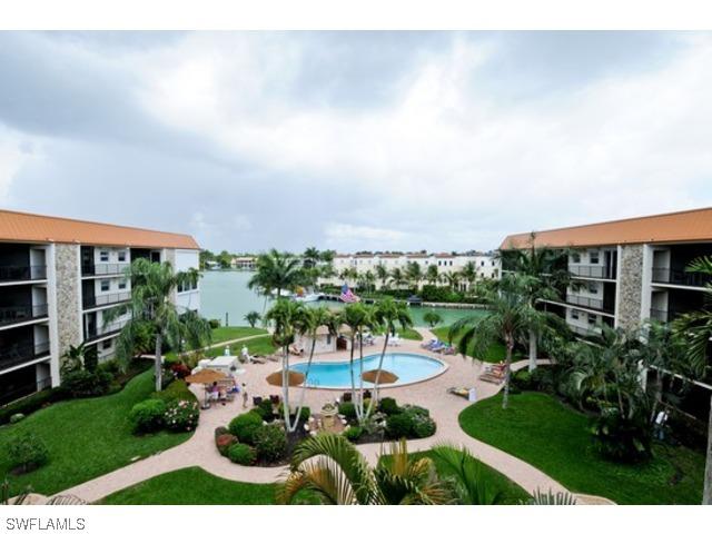 2900 Gulf Shore Blvd., Naples, FL