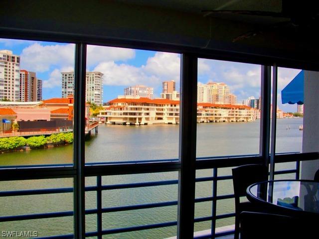 205 Park Shore Dr. #423, Naples, FL