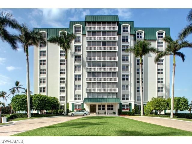 3003 Gulf Shore Blvd. #503, Naples, FL