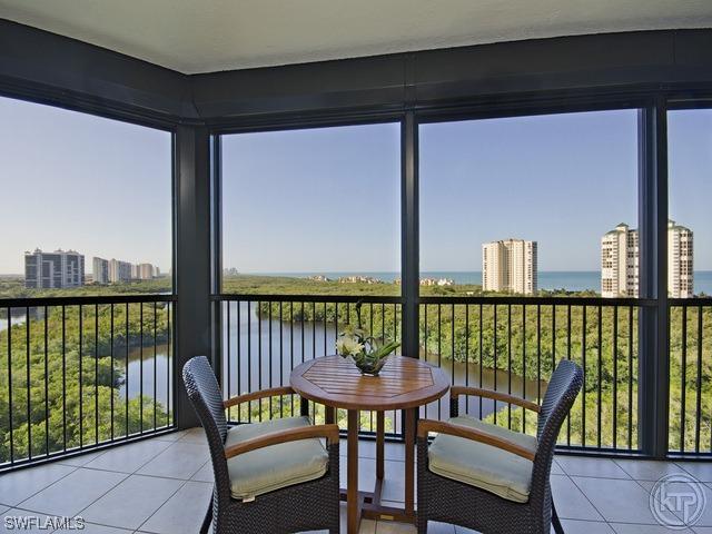 8960 Bay Colony Dr. #1002, Naples, FL 34108