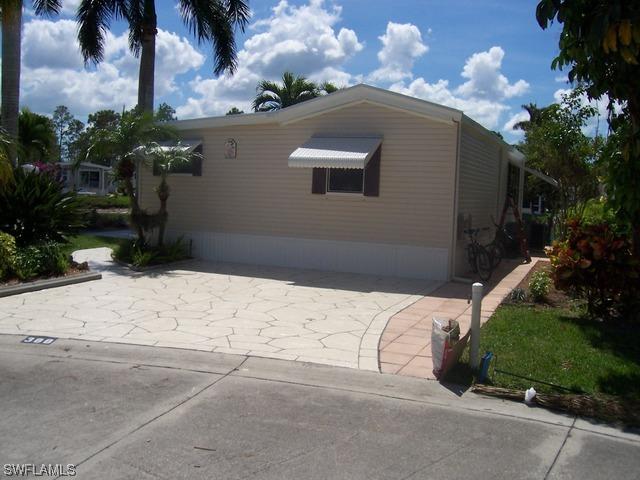 388 Leopard Ln., Naples, FL 34114