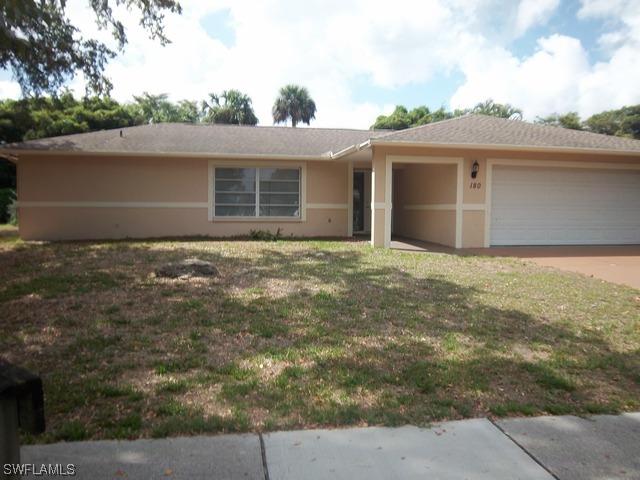 180 Nottingham Dr., Naples, FL 34109