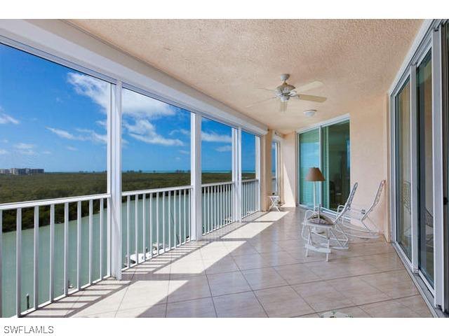 425 Dockside Dr. #803, Naples, FL 34110