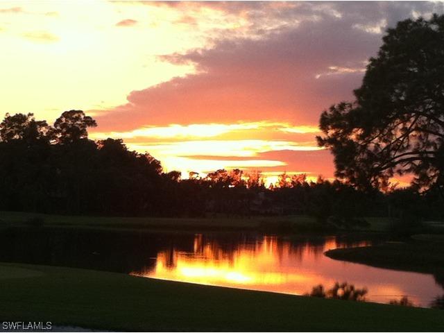 712 Wildwood Ln., Naples, FL