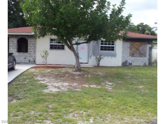 3420 Caloosa St., Naples, FL