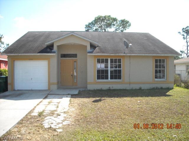 5366 Martin St., Naples, FL