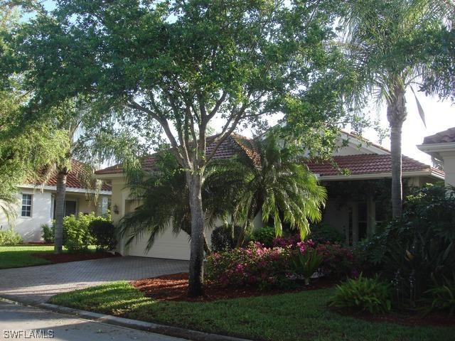975 Fountain Run, Naples, FL
