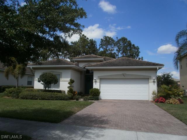 1905 Par Dr., Naples, FL 34120