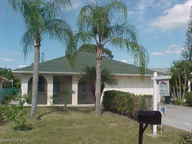 611 102nd Ave., Naples, FL