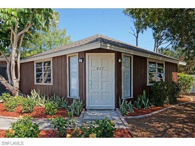 827 98th Ave., Naples, FL 34108