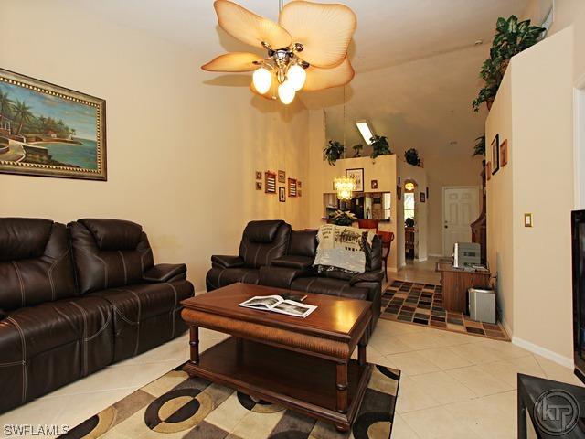 6665 Huntington Lake Cir. #201, Naples, FL 34119