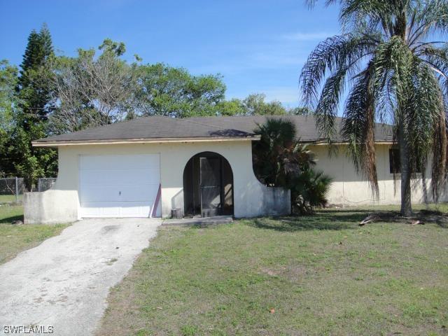 2112 46th Ter., Naples, FL 34116