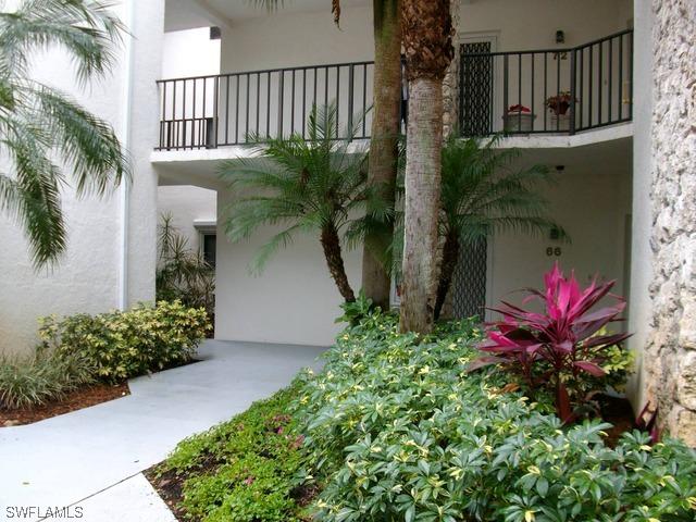 66 Cypress View Dr., Naples, FL 34113