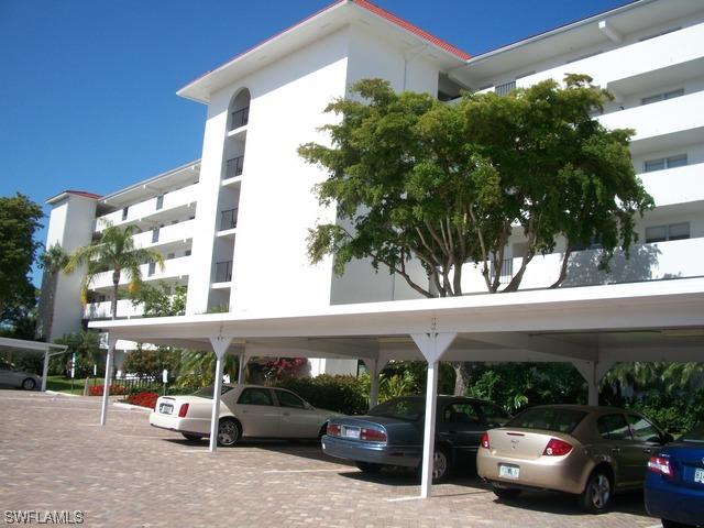 37 Highpoint Cir. #209, Naples, FL 34103