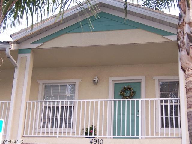 4910 Cougar Ct., Naples, FL 34109