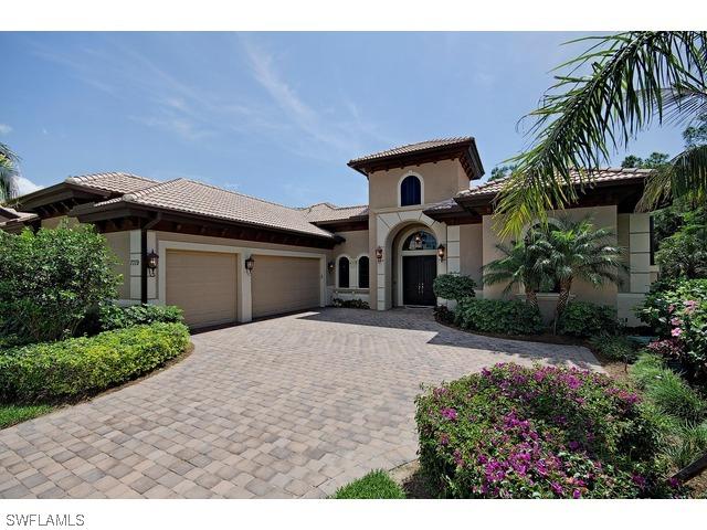 7719 Mickelson Ct., Naples, FL 34113