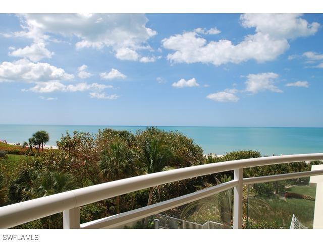 11125 Gulf Shore Dr. #302, Naples, FL 34108