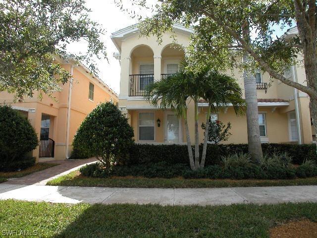 8044 Josefa Way, Naples, FL 34114